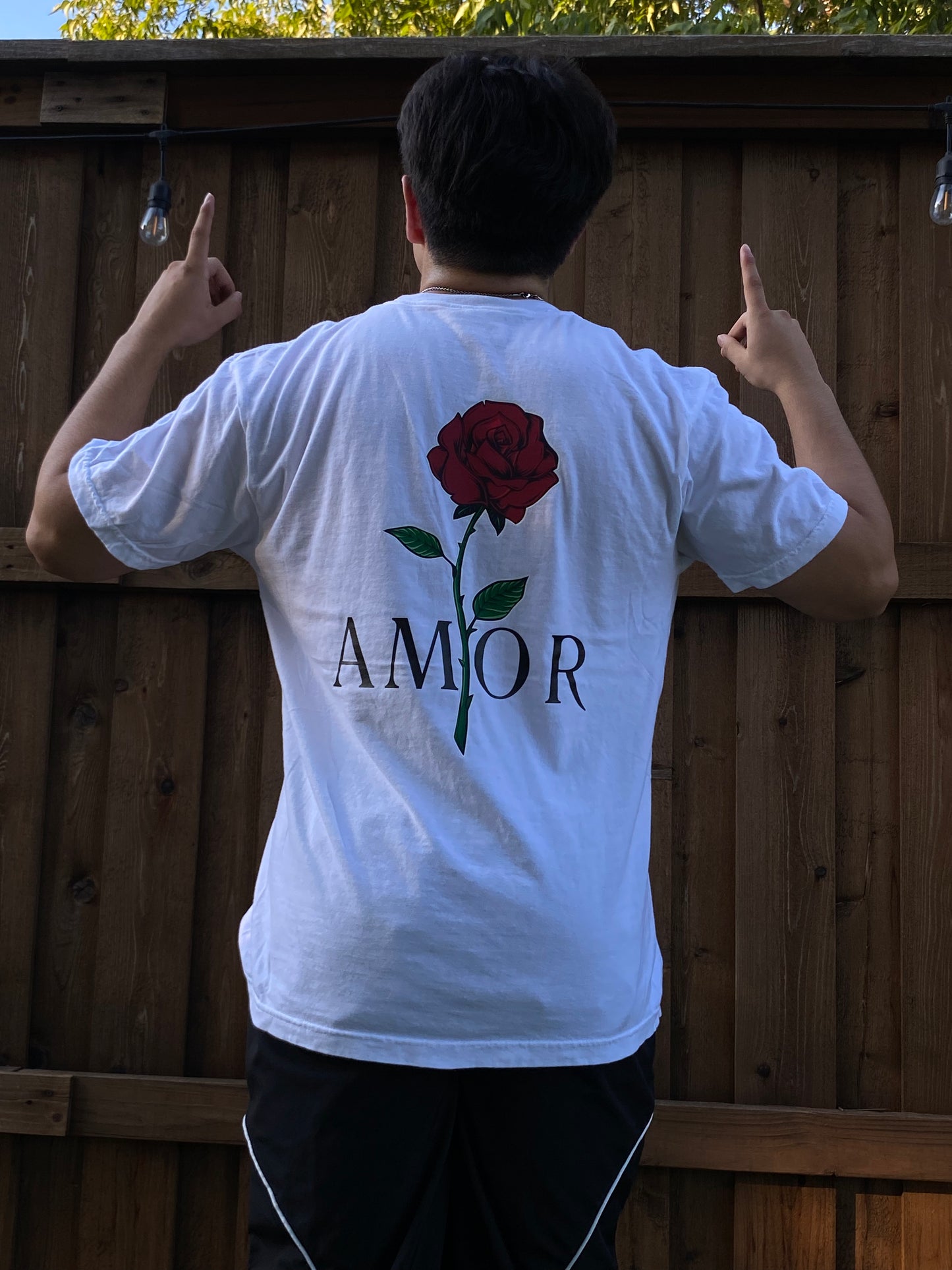 AMOR | T-Shirt